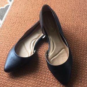 Lane Bryant Shoes - Black Flats with cutout side Lane Bryant Shoes - Black Flats with cutout side
